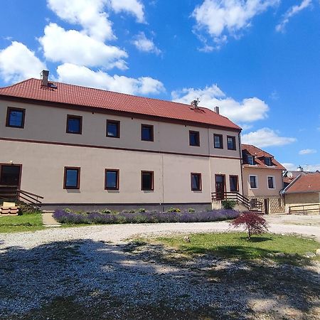 Zamecek Cerov Apartment Jičín Exterior foto