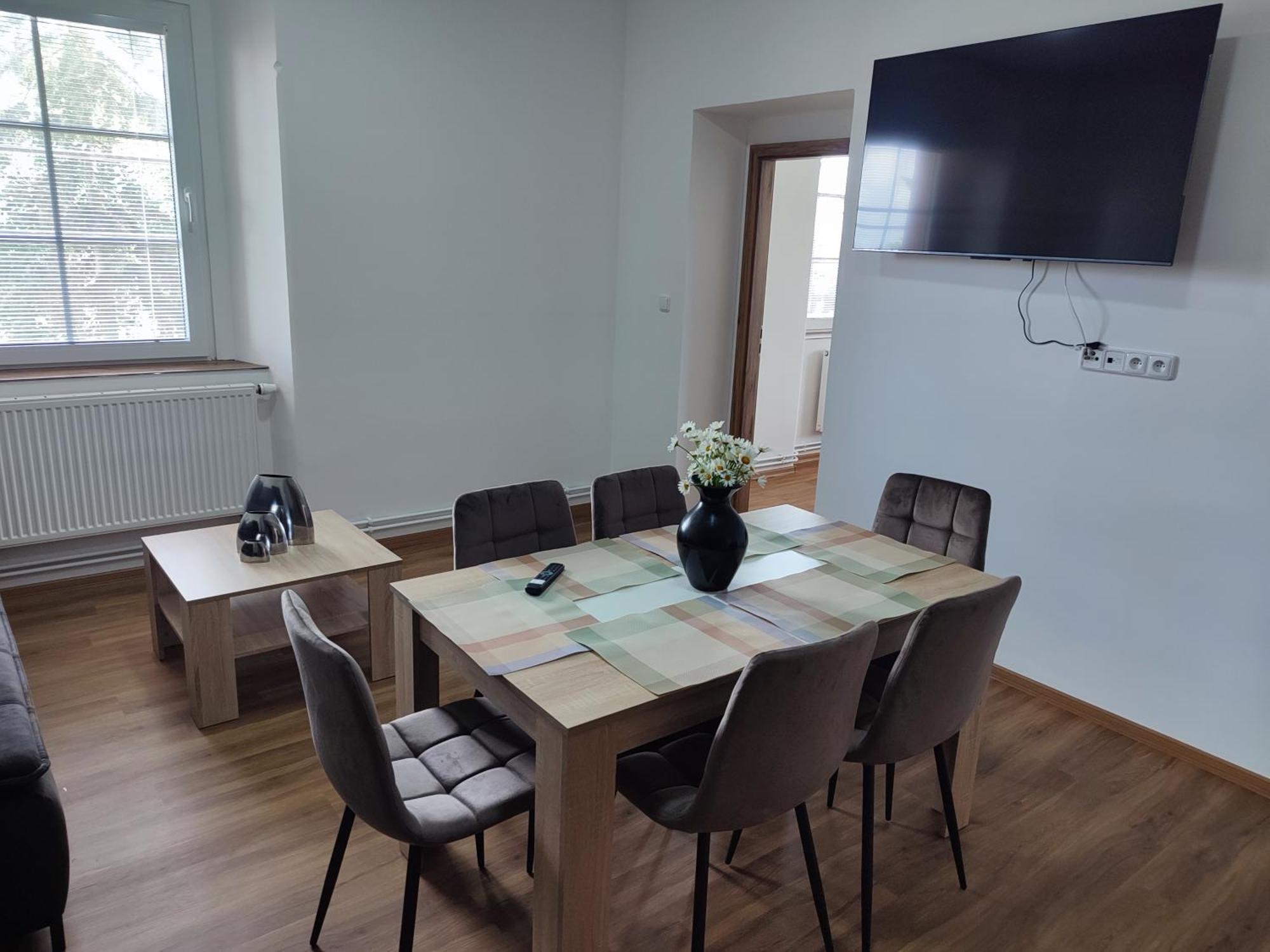 Zamecek Cerov Apartment Jičín Exterior foto