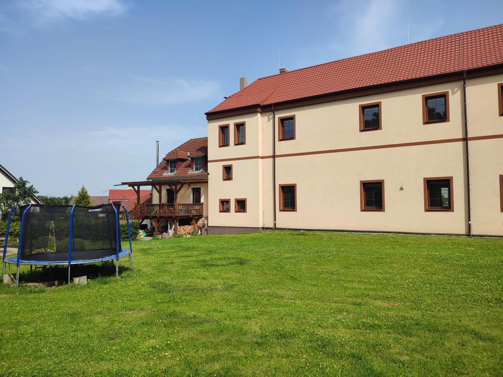 Zamecek Cerov Apartment Jičín Exterior foto